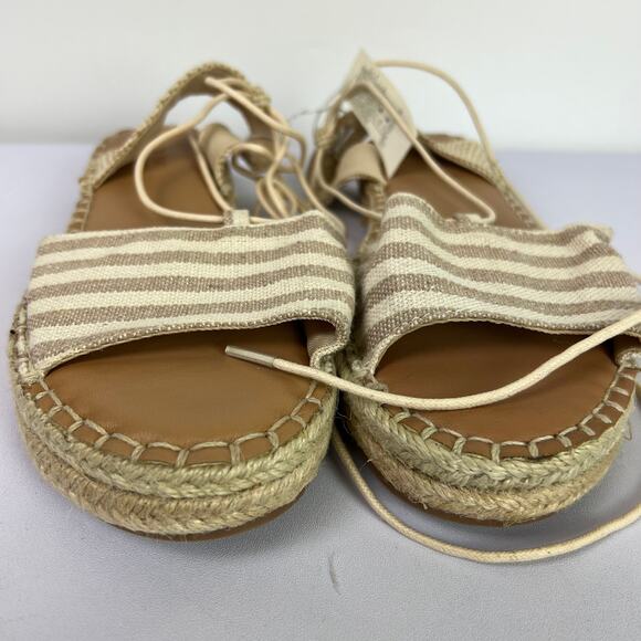 Old Navy Women's Size 8 Lace Up Espadrille Boho Summer Beach Sandals Beige NWT - Picture 4 of 13